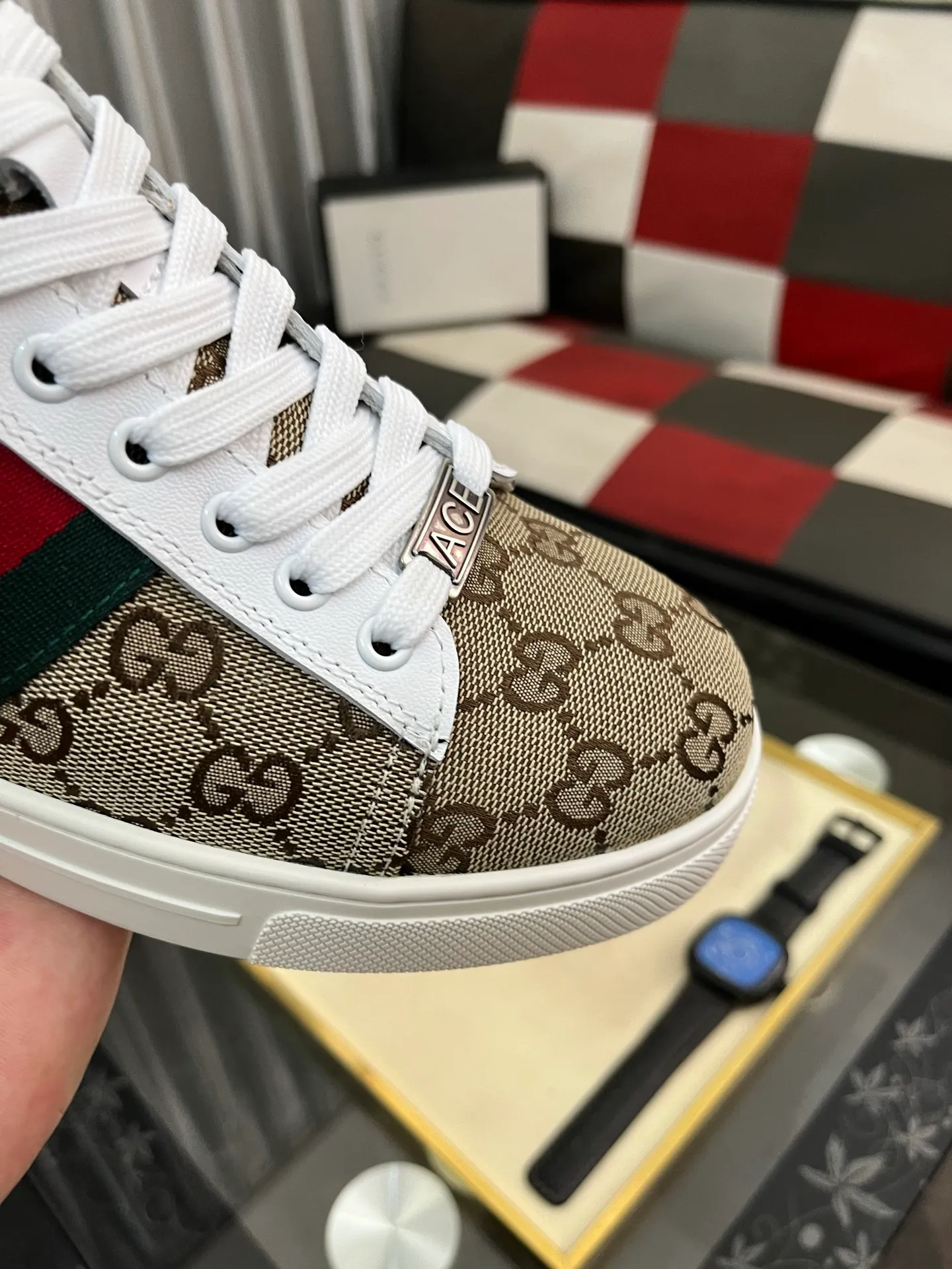 Men's Men's Shoes💰420⌚️⌚️【GUCCI】Gucci men's latest white shoe series casual shoes! The official website is built 1:1. Upper: Made of imported cowhide, with electric embroidery ➕Inner lining: Made of high-quality first-layer pigskin, soft and comfortable. Picky material selection and exquisite workmanship give you the best enjoyment. Size: 38-443️⃣Colors available